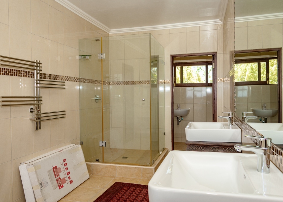 8 Bedroom Property for Sale in Colleen Glen Eastern Cape